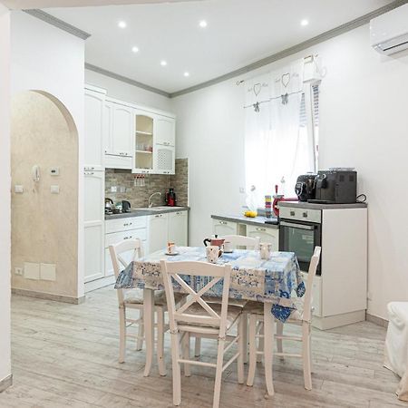 Da Crys & Symo Apartment Sanremo Exterior photo